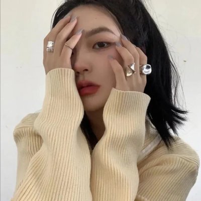 明子,秋子,索尼亚